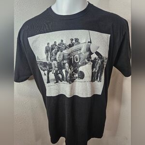 Tuskegee Airmen Graphic t-shirt  men's XL